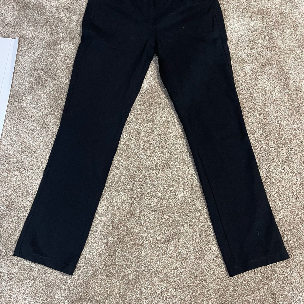 White House Black Market 6 R slim leg  Black Straight-Leg Dress Pants